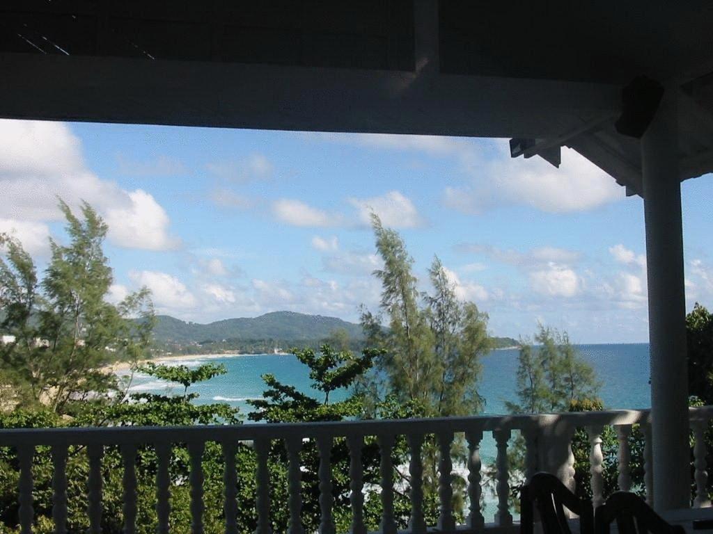 Karon Cliff Contemporary Boutique Bungalows Hotel Esterno foto
