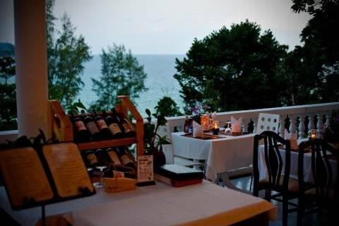 Karon Cliff Contemporary Boutique Bungalows Hotel Ristorante foto